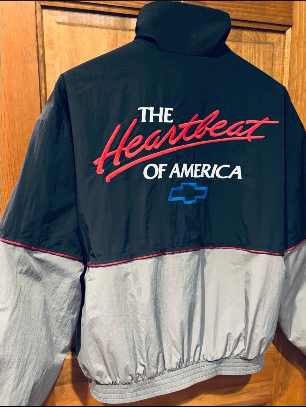 HOLLISTER Chevrolet Racing THE HEARTBEAT OF AMERICA Racing Jacket - Picture 9 of 10
